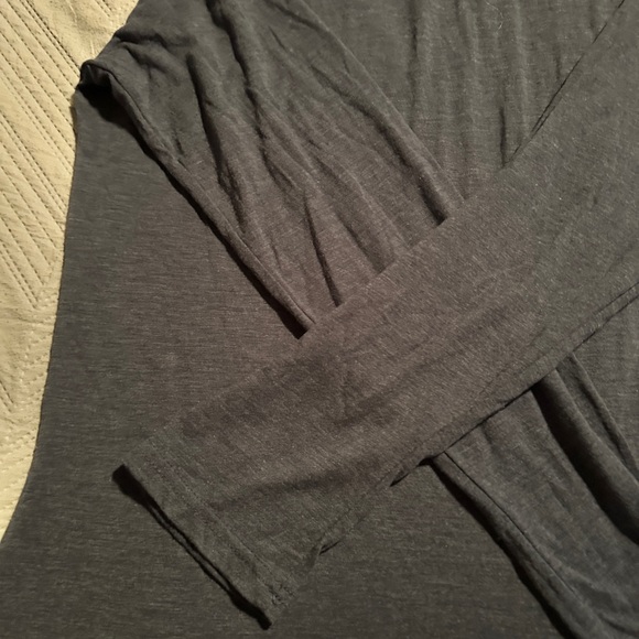 Pimatee Pulloverr with hoodie - Picture 8 of 8